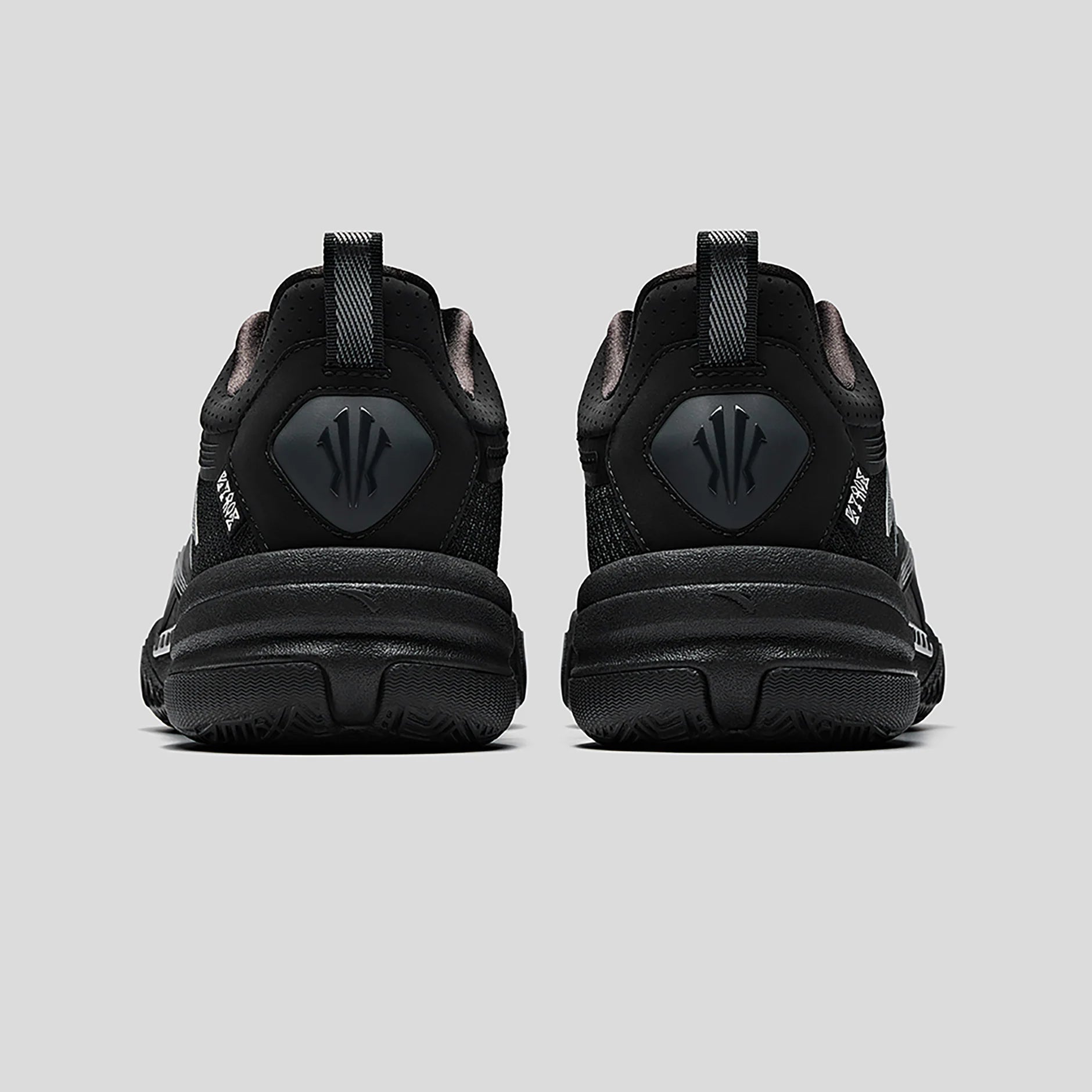 ANTA KAI 1 TEAM (Black/Gray)